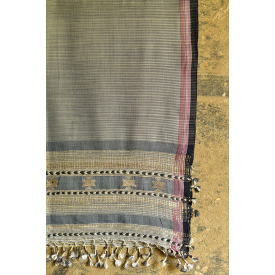 Handwoven kala cotton bhujodi weaving stoles from kutch