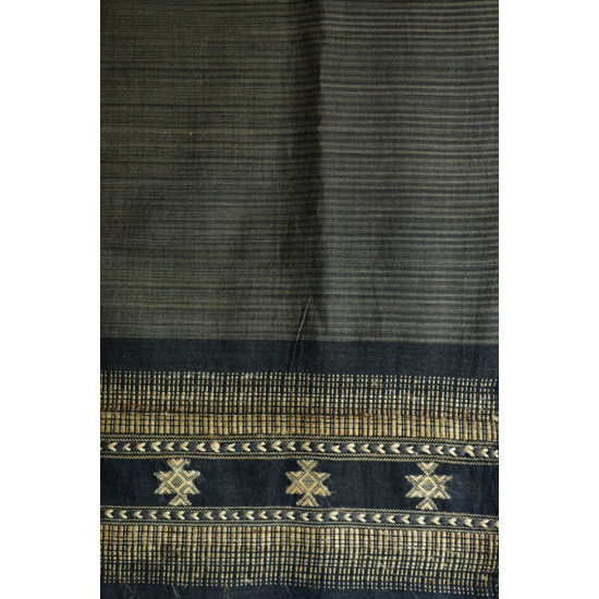 Handwoven kala cotton bhujodi weaving stoles from kutch