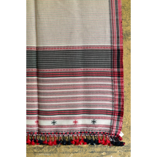 Handwoven kala cotton bhujodi weaving stoles from kutch