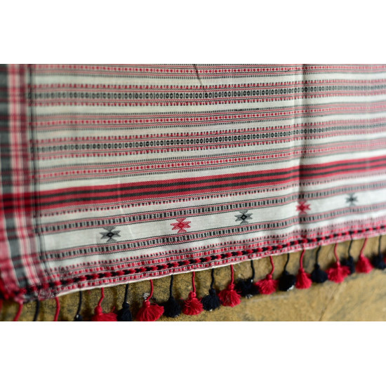 Handwoven kala cotton bhujodi weaving stoles from kutch