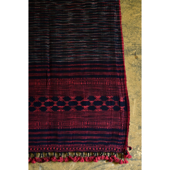 Handwoven kala cotton bhujodi weaving stoles from kutch