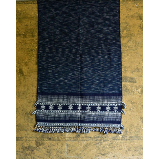 Handwoven kala cotton bhujodi weaving stoles from kutch