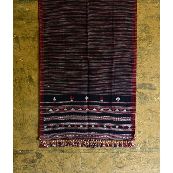 Handwoven kala cotton bhujodi weaving stoles from kutch