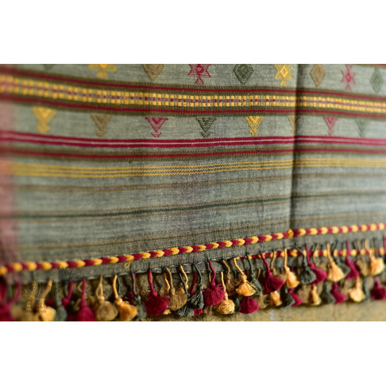 Handwoven kala cotton bhujodi weaving stoles from kutch