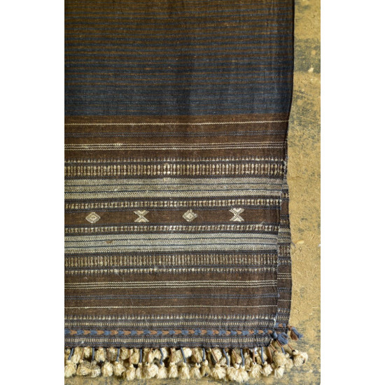 Handwoven kala cotton bhujodi weaving stoles from kutch