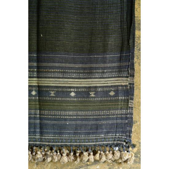 Handwoven kala cotton bhujodi weaving stoles from kutch