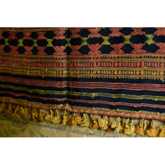 Handwoven Cotton & tussar silk bhujodi weaving stoles from kutch