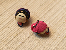 Wearable Art Pieces ✶ Handcrafted Brooch Pin - Frida Kahlo Mini (Single Piece & Two Color Options)