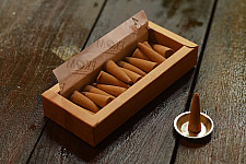 Sugandh ☘ Upvan + Anubhooti ~ Dhoop Cones Handcrafted With Natural Herbs ( Set of Two)