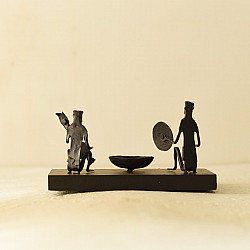 Ahou | Wrought Iron ~ T-light Holder