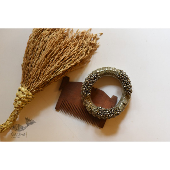 shop Handmade Vintage Jewelry