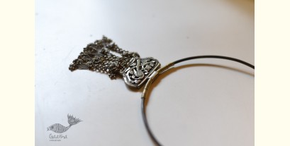 Kanupriya | White Metal Vintage Necklace