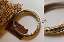 Kanupriya | l Vintage Jewelry - Light Weight Hansli / Hollow Necklace / Poli Hansali / Hollow Hansadi ( Two Size Options )