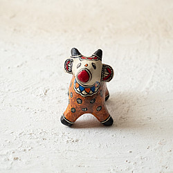 Madhuban . मधुबन ❁ Madhubani Hand Painted Paper Mache ~ Cow ( Two Options )