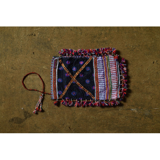 Hand Embroidered kutchi hand bag - Rabari Embroidery