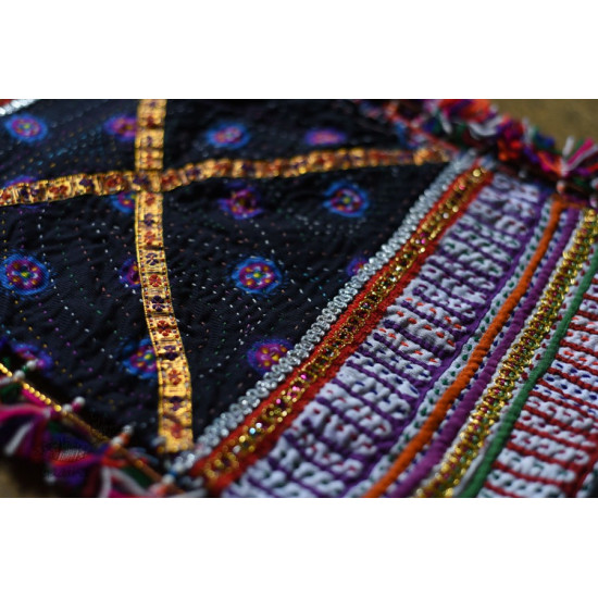 Hand Embroidered kutchi hand bag - Rabari Embroidery