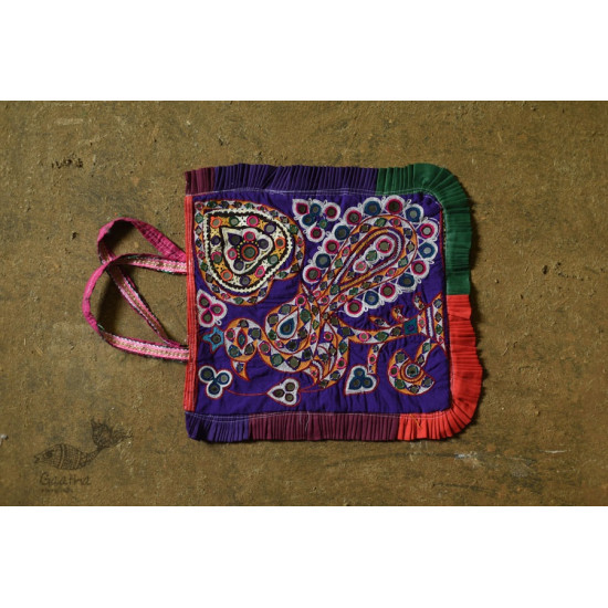 Hand Embroidered kutchi hand bag - Rabari Embroidery