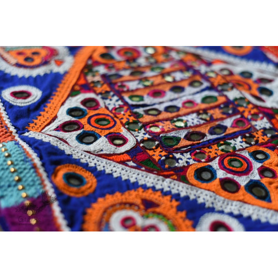 Hand Embroidered kutchi hand bag - Rabari Embroidery