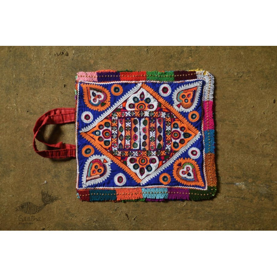 Hand Embroidered kutchi hand bag - Rabari Embroidery