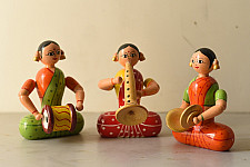 Etikoppaka | Wooden Toy ~ Lady Band ( Set of Three )