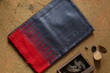 Kamakshi | Pure Tussar Silk Grey Saree With Ikat Pallu