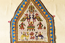 Prachin . प्राचीन  ❂ Gujrat Bead Work - Old & Antique Wall Hanging With Geometric Fabric Border
