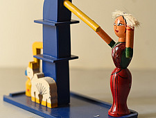 Etikoppaka | Wooden Toy ~ Hand Pump