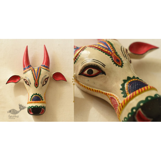 shop handmade wooden mask -  White Nandi