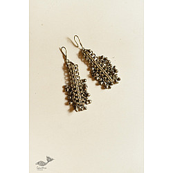 Kanupriya | Tribal / Vintage Jewelry - Long Earring with Goongru