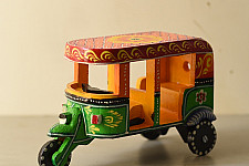 Etikoppaka | Wooden Toy ~ Auto Rickshaw 