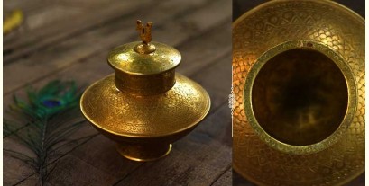 Ahar ✽ Brass ~ Kalash ( 8" x 7.5" x 7.5" )