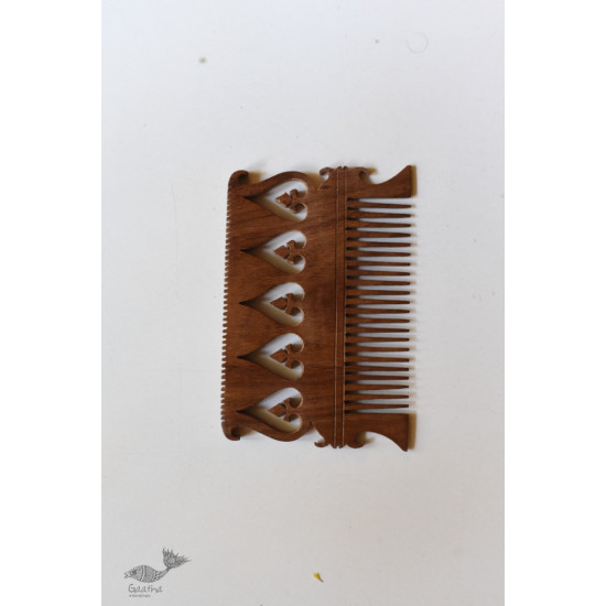 shop Wooden comb ~ 