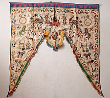 Treasure Trove ~ Rabari Embroidery - Kutchi Cotton Old Door Toran