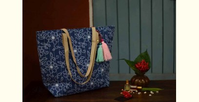 Blooming Dales ~ Block print ~ Purses & Handbags ~ { 8 }