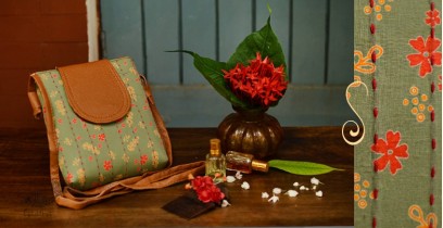 Blooming Dales ~ Block print ~ Purses & Handbags ~ { 15 }