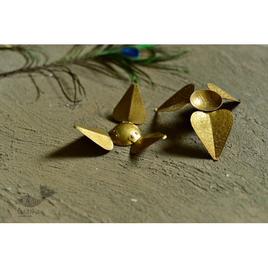 pure brass diya - leaf shape