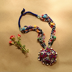 FolkLove | Handmade Tribal Glass Bead Necklace