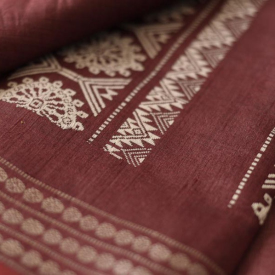 shop Pure Tussar Silk Saree - Jaal Pallu