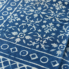 A finite infinity ❧ Indigo Natural Color Dhurrie ( 5 X 3 ) - Dabu Block Print