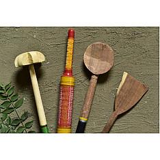 Rasoi ✯ Kutch lacquer ladles { Set of Four } ✯ 4