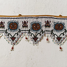 Prachin . प्राचीन || Bead Work ~ Antique Wall Hanging Toran - Sun Motif