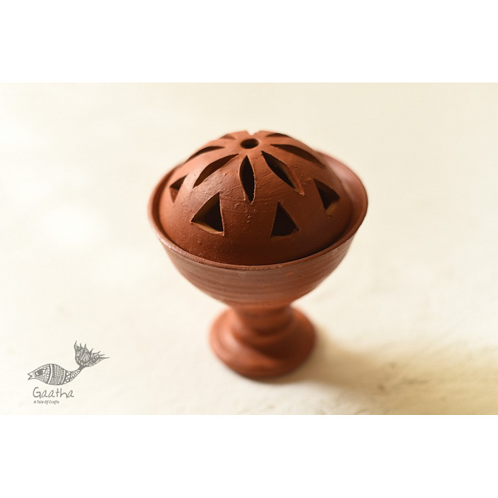 Terracotta Handmade Clay Dhoop Loban Dani / Burner | Gaatha