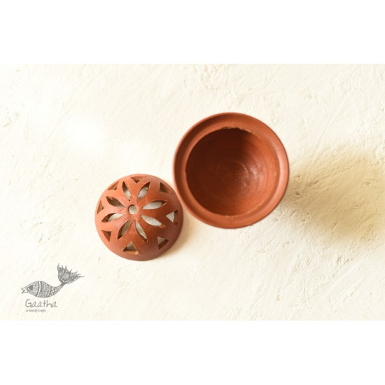 Shop Terracotta Handmade Clay Dhoop Loban Dani / Burner