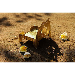 Ahar ✽ Brass ~ Aasan (Small 4" x 3.8" x 4")