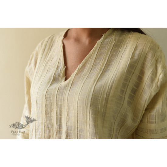 shop Handloom Self Checks Cotton - Off White Top