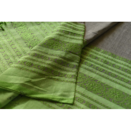 Traditional Bengali cotton saree - Grey With Green Woven Border