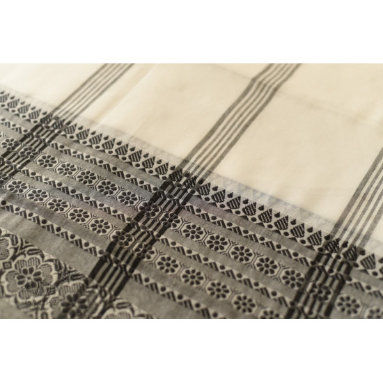 Traditional Bengali cotton Black & White Saree