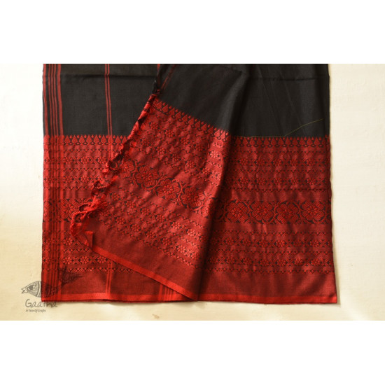 Traditional Bengali cotton Black With Red Woven Border Saree