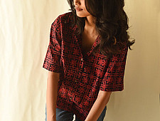 Itr . इत्र | Batik . Cotton Loose Red & Black Shirt | Exclusive