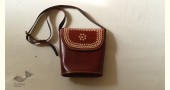 shop Kutchi Leather Sling Handbag - brown